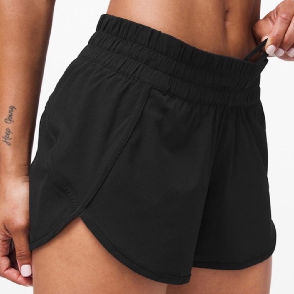 Lululemon Tracker Short *4-way Stretch Black Size 12